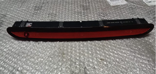 Додаткові задні стопи Volkswagen Touran 3