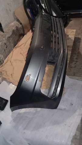 Бампер на авто 5TA807221AL VAG