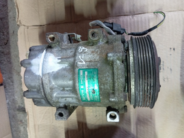 Компресор кліматичної установки 3M5H19D629HC FORD
