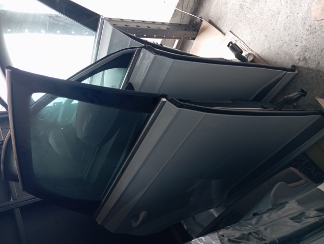 Двері пасажирські задні праві 4M0833052E VAG