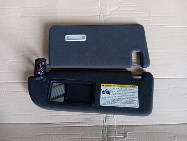 Козирок протисонячний 4M0857551AJK23 VAG
