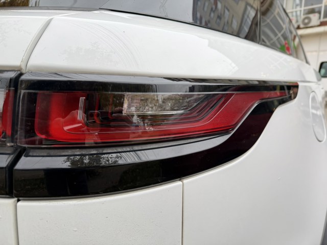 Задні ліхтарі LR111107 LAND ROVER