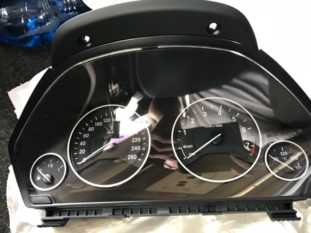 Покажчик напруги (вольтметр) 9232895 BMW