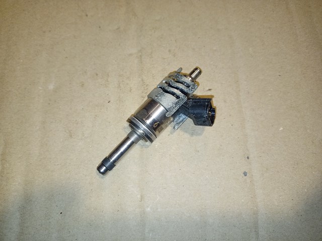 Форсунка інжектора 23250F0010 TOYOTA