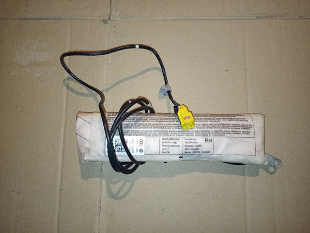 Подушка безпеки AIRBAG спинки сидіння, правого 5N0880242G VAG