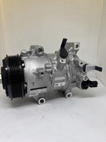 Насос кондиціонера 8831012B10 TOYOTA