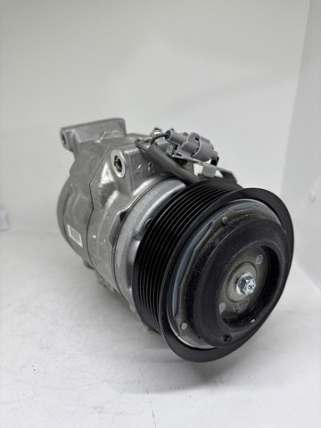 Компресор системи кондиціювання 8832060A01 TOYOTA