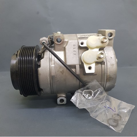 Компресор кондиціонера 883206A150 DENSO