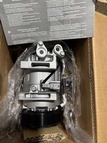 Компресор кліматичної установки 92600ZN40B VALEO