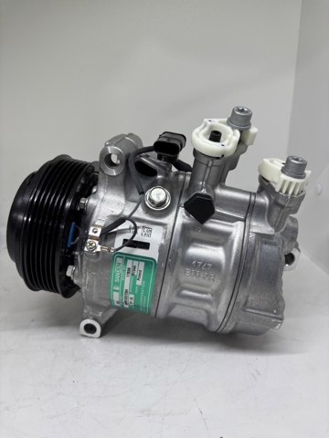 Компресор холодоагенту A0008301301 MERCEDES