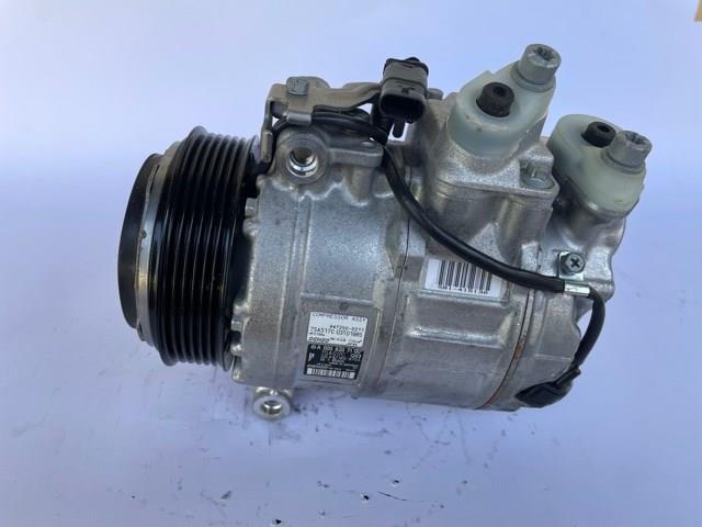 Компресор холодоагенту A0008303104 MERCEDES