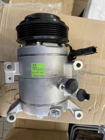 Компресор кондиціонера BHS261450 MAZDA
