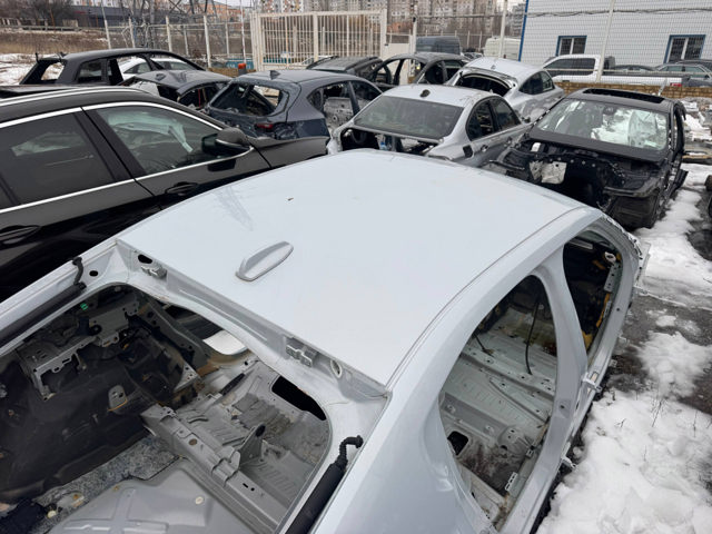 Дах 32379628 VOLVO
