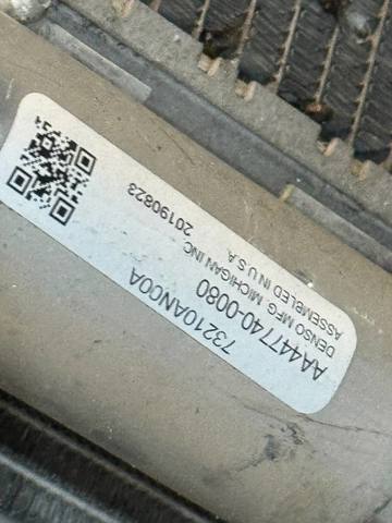 Конденсатор системи охолодження системи 73210AN00A SUBARU