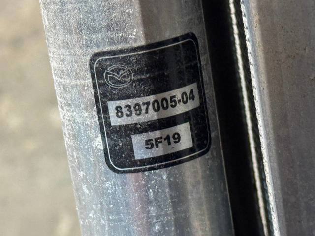 Конденсатор системи охолодження системи 839700504 MAZDA