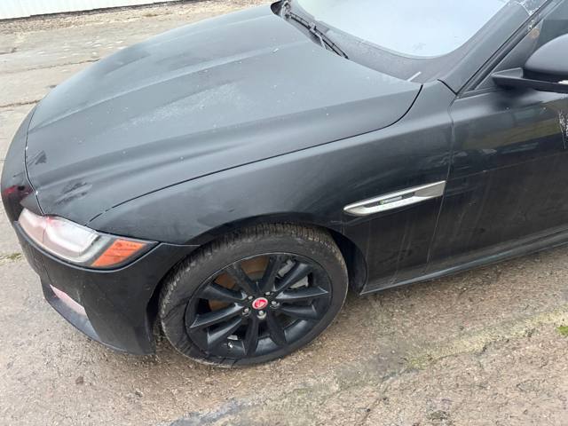 Переднє ліве крило C2D33153 JAGUAR