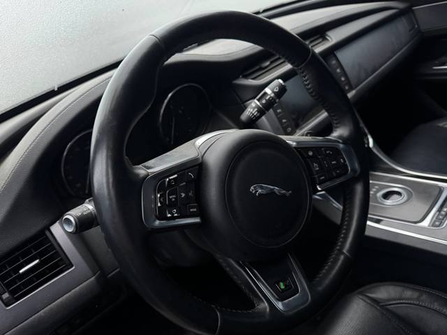 Механізм перемикання передач, під кермом C2Z4185 JAGUAR