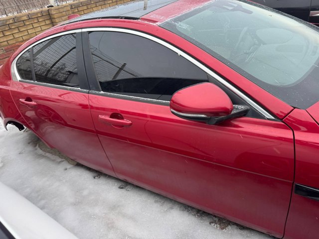 Дверка передня права T4N2632 JAGUAR