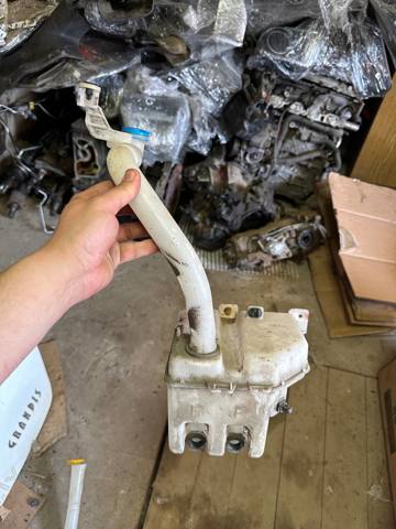 Бачок для омивайки 3845062J01 SUZUKI