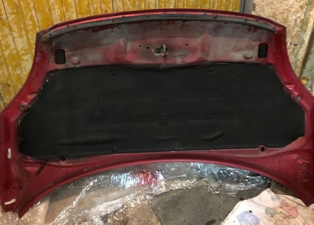 Шумоізоляція капота Suzuki Swift 3 RS