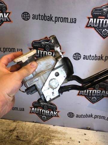 Бачок гальмівної рідини MN116527 MITSUBISHI