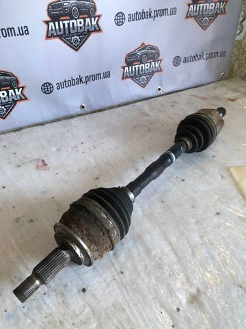 Привід лівий MR580449 MITSUBISHI