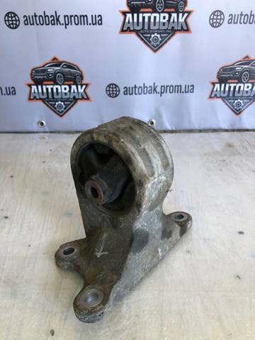 Подушка (опора) двигуна, ліва MR995315 MITSUBISHI