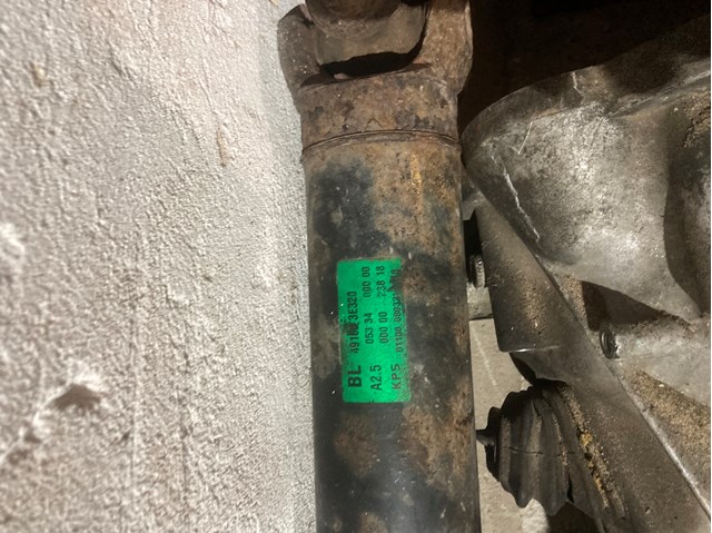 Вал карданний задній 491003E320 HYUNDAI