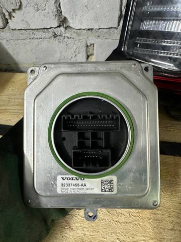 Блок управління освітленням 32337455 VOLVO