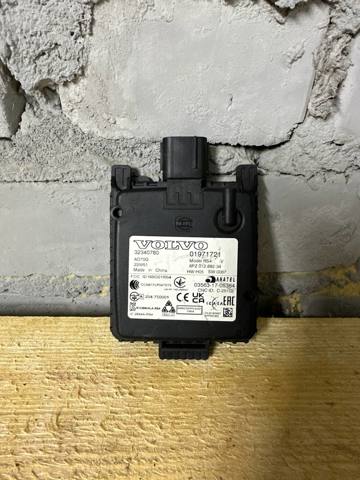 Датчик контролю мертвої зони, задній 32340780 VOLVO