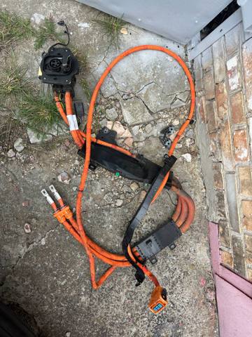 Порт зарядки 32340934 VOLVO