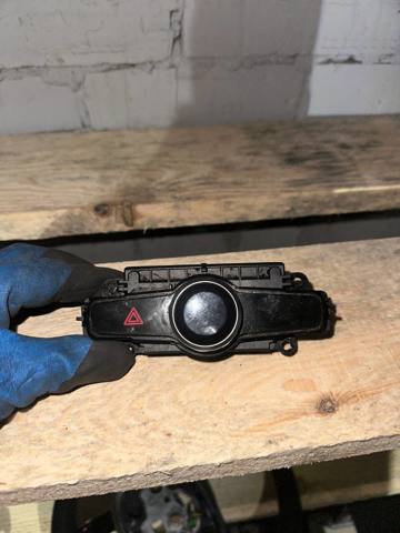 Блок управління пічкою 32350222 VOLVO