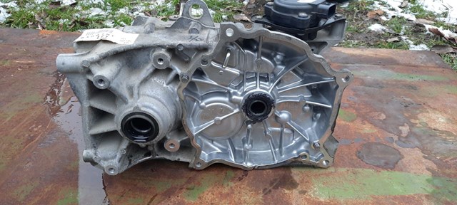 Коробка автомат 320103NF0B NISSAN