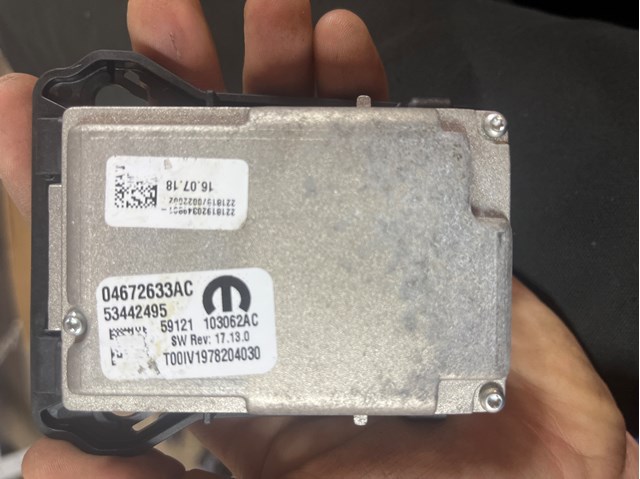 Камера системи забезпечення видимості 04672633AC CHRYSLER