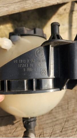 Бачок розширювальний 11564310 BMW