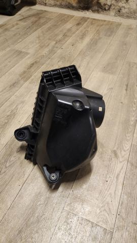 Корпус повітряного фільтра 13717612014 BMW