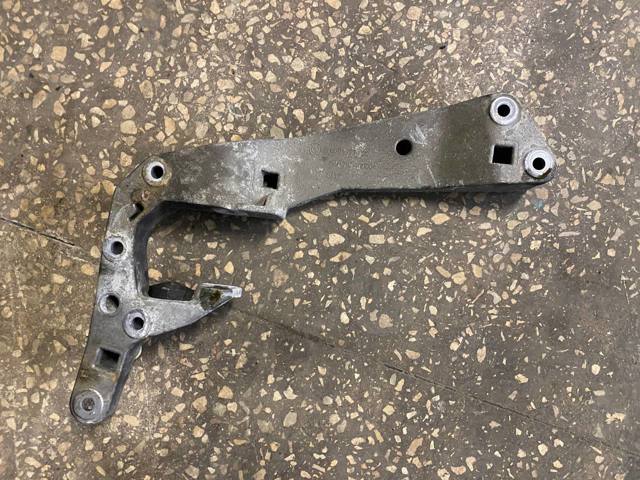 Кріплення коробки передач 22326861583 BMW