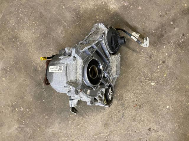 Раздатка (коробка роздавальна) 27108485036 BMW