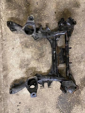 Балка передньої підвіски, підрамник 31106872123 BMW