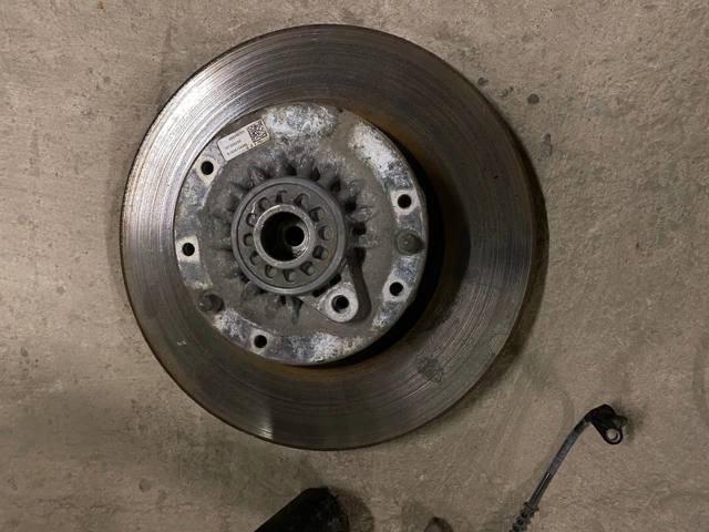 Кріплення переднього амортизатора 31306884457 BMW