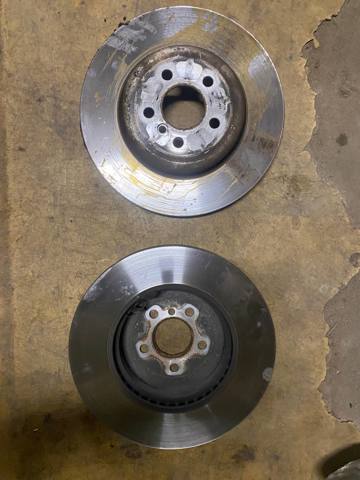 Диск переднього гальма 34118831822 BMW
