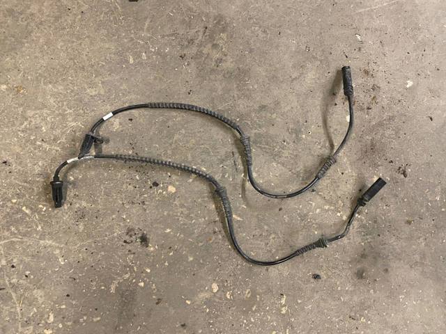 Датчик ABS передній 34526850767 BMW
