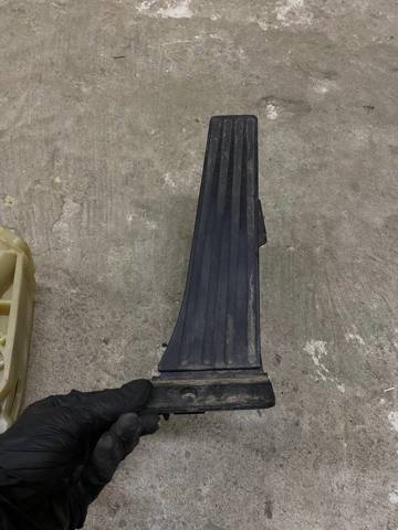 Педаль акселератора 35406889818 BMW