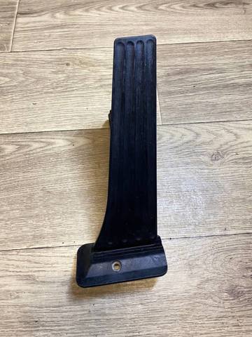 Педаль газу (акселератора) 35426860784 BMW