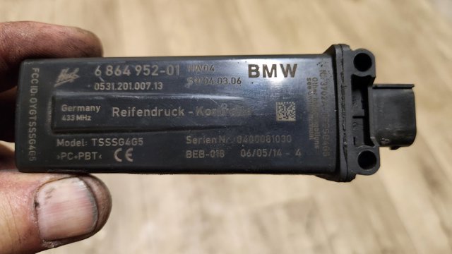 Блок системи контролю тиску в шинах 36106881474 BMW