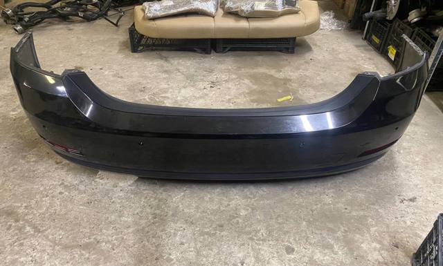 Кожух бампера заднього 51127377998 BMW