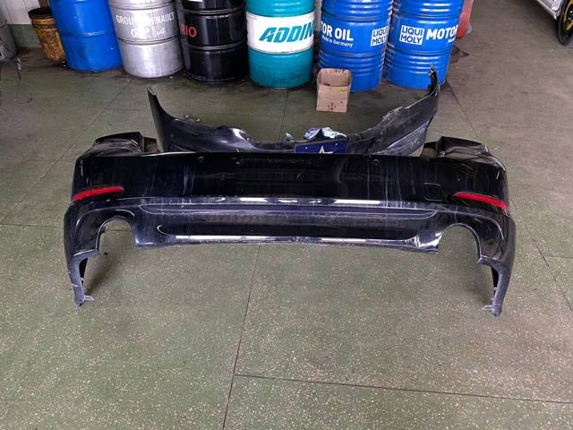 Кожух бампера заднього 51127475595 BMW