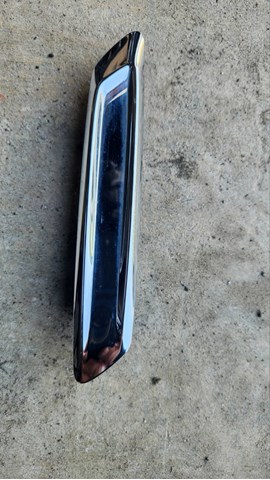 Накладка переднього лівого крила 51137336647 BMW