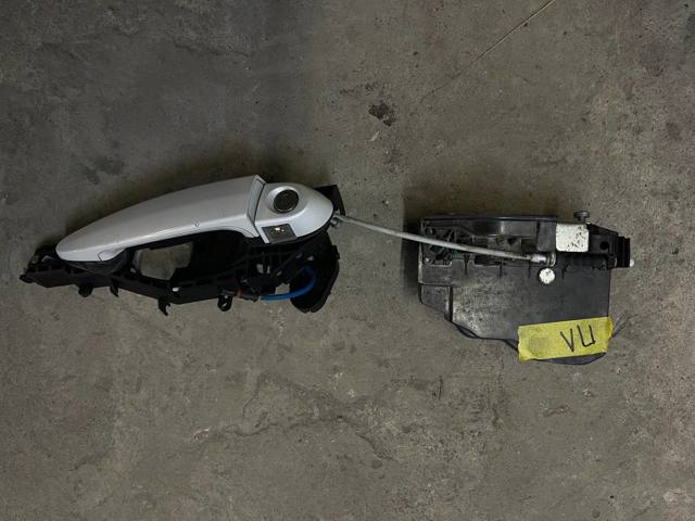 Замок водійських дверей 51217229461 BMW