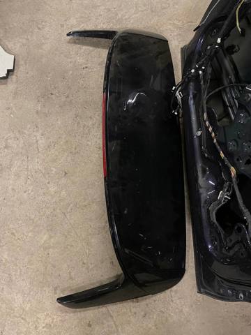 Спойлер на багажник 51627360536 BMW